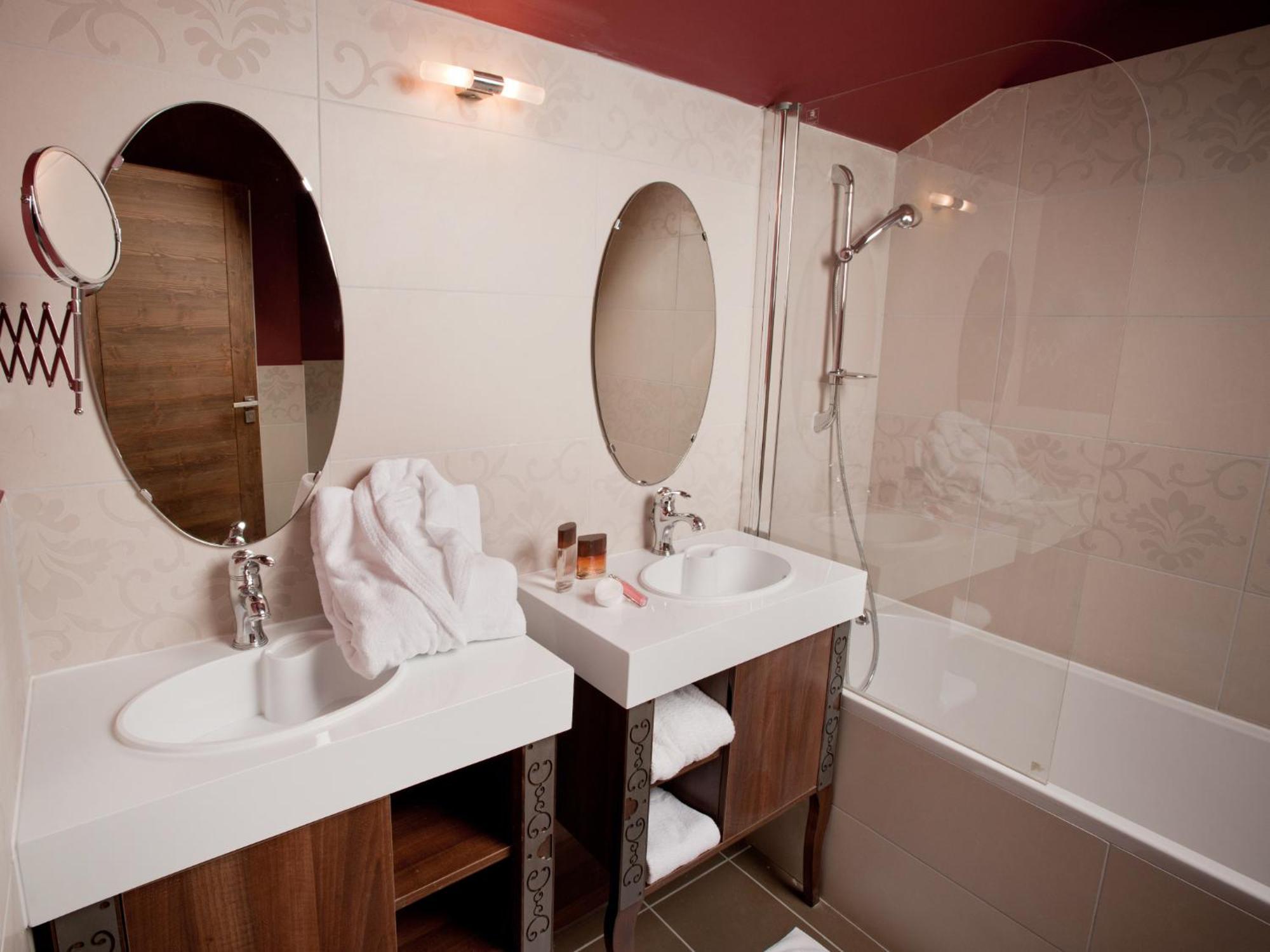 Aparthotel Le Hameau Du Kashmir Val Thorens Exterior foto